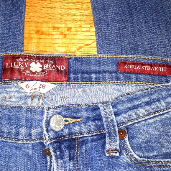 Lucky Brand Ladies Jeans sz 6/28 Blue - Picture 2 of 4